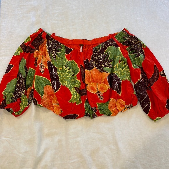 FREE PEOPLE off the shoulder pattered crop top - Picture 4 of 9